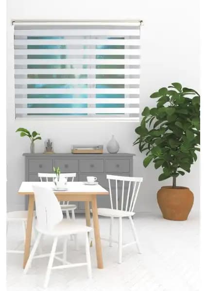Clarıss Home Kırık Beyaz ve Story Düz Beyaz Zebra Perdelerin Karşılaştırması 1