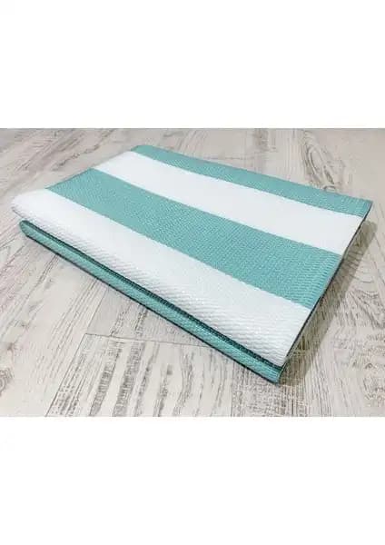 Craft Home ve Konfor Halı Karşılaştırması: Dış Mekan ve Piknik İçin En İyi Seçenekler 1