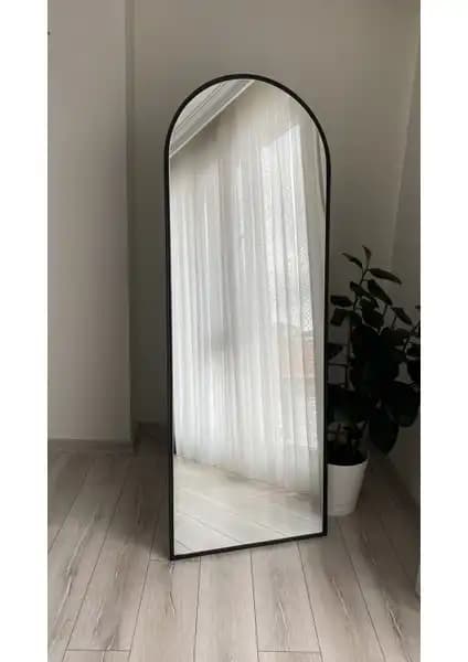Enc Home ve Ersan Dizayn Metal Çerçeveli Ayakkabılı Boy Aynası Karşılaştırması ve Özellikleri 2