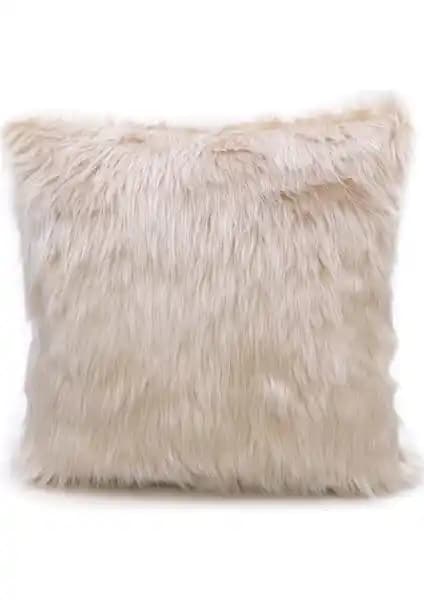 Ev Dekorasyonunu Zenginleştiren Peluş ve Teddy Kırlent Kılıfları Karşılaştırması