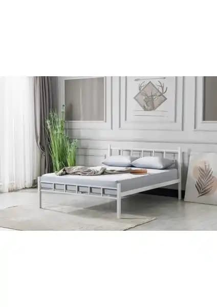 Evger K90 ve HFT Home Çınar Metal Karyola Karşılaştırması: Özellikler ve Kullanıcı Yorumları