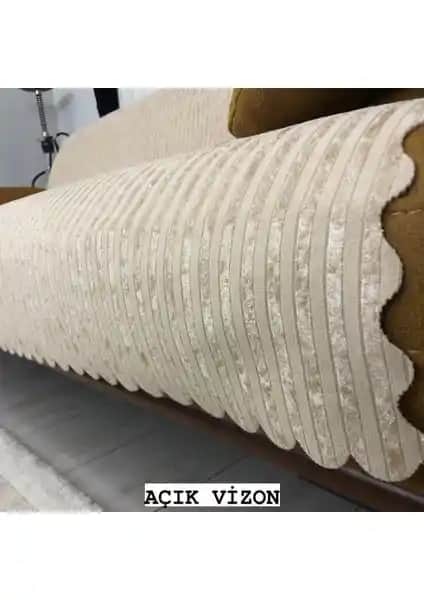Kadife Bambu Çizgili ve Likrali Koltuk Örtüsü Karşılaştırması ve Dekorasyon Tavsiyeleri