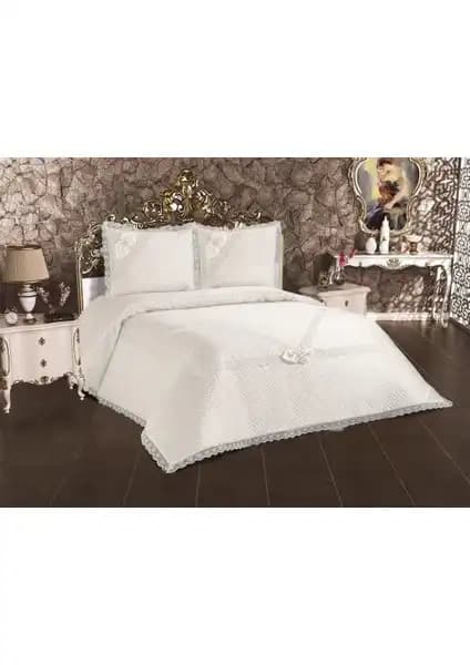 Kadınca Dükkan ve Kırlent Dünyası Yatak Örtüsü Karşılaştırması ve Özellikleri 2