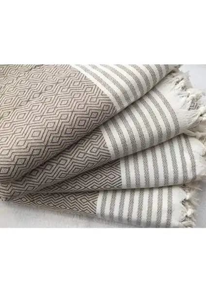 Koltuk Örtüsü Karşılaştırması: Coperta Battal Boy ve Tuchmall Modelleri 1