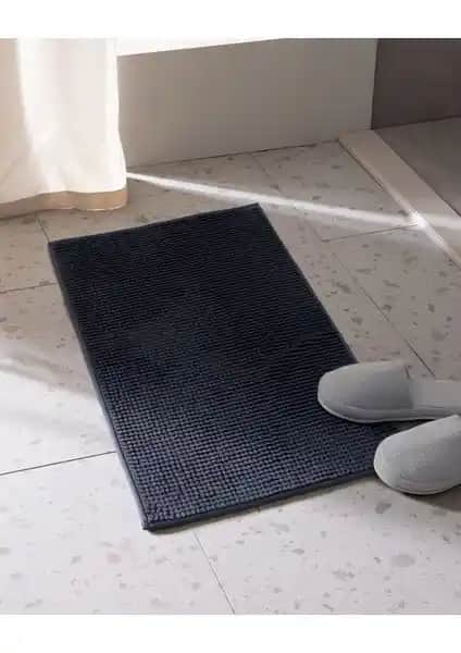 Madame Coco Conques ve Najac Banyo Paspasları Karşılaştırması