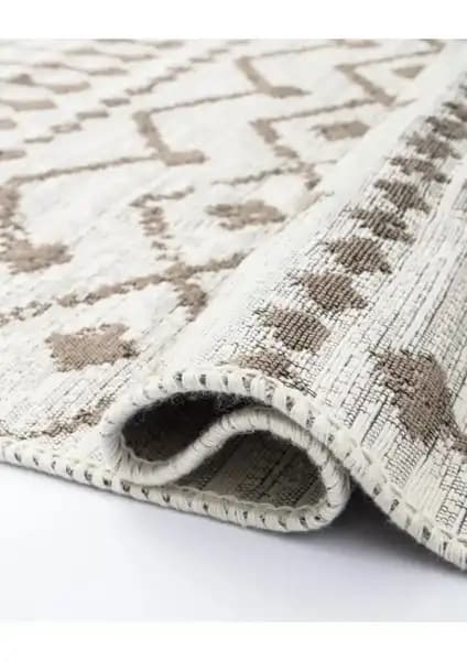Markamanzi ve Saraz Halı Çift Taraflı Kilim Karşılaştırması Modern Dekorasyon İçin Rehber 2
