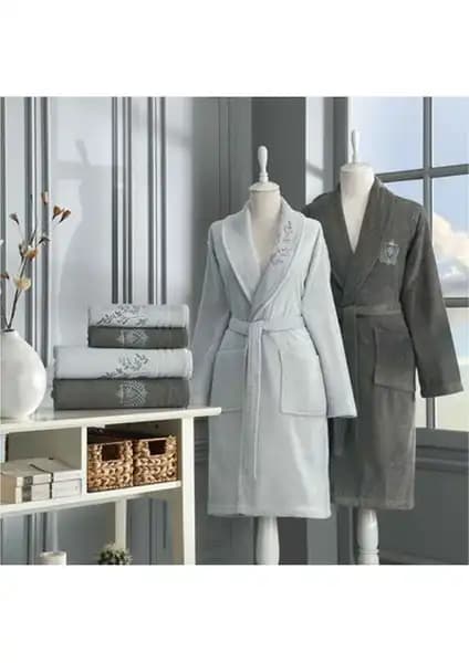 Özdilek Mayra Kadife ve Soft Leaf Aile Bornoz Setleri Karşılaştırması 2