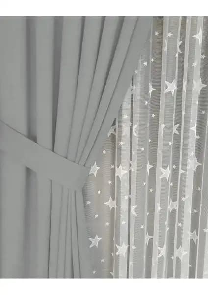 Perde Seçimi: BD Beyaz ve İ.D İpek Pileli Fon Perdelerin Detaylı Karşılaştırması 1