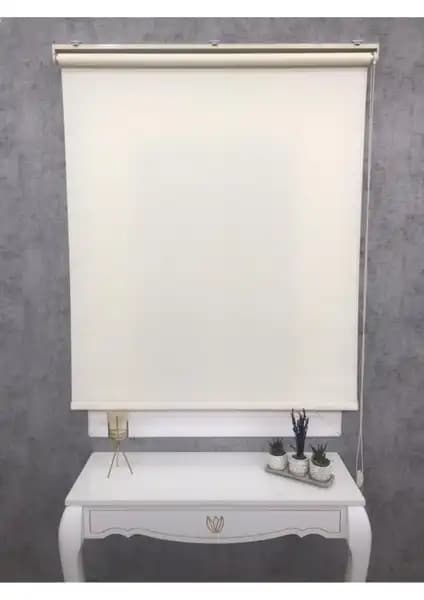 Story Perde Düz Beyaz ve Krem Güneşlik Modellerinin Detaylı Karşılaştırması 2