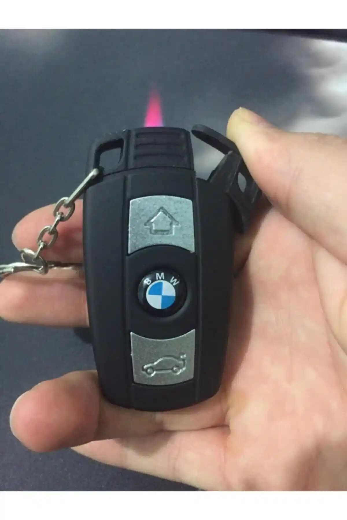 Genel Markalar BMW Araba Kumandası Figürü Çakmak Anahtarlık Şık ve Fonksiyonel Tasarım