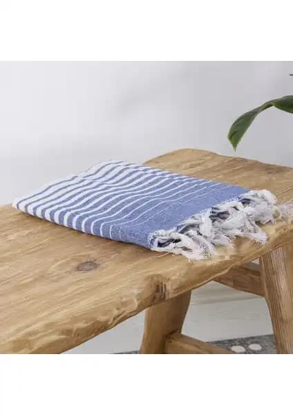 Calmera Home Çizgili Peştemal ve Homedius Alagra Mavi Peştemal Karşılaştırması 2