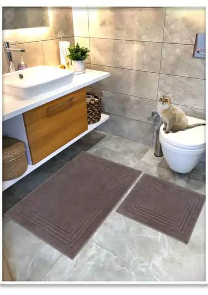 Cotton Crafty ve English Home Linea Banyo Paspası Karşılaştırması: Malzeme, Kaymazlık ve Yıkama Performansı