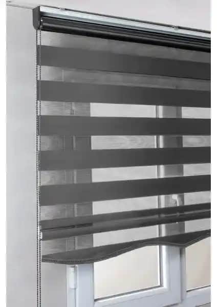 Perde Modelleri Karşılaştırması: Brillant Etekli ve Pileli Zebra Stor Perde Seçenekleri