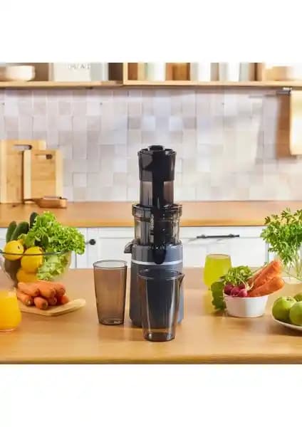 Karaca Fresh Press Slow Juicer Yavaş Sıkım Meyve Sıkacağı ile Sağlıklı İçecekler Hazırlayın