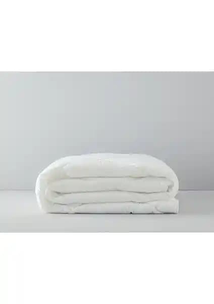 English Home Basic Waterjet vs Puffy Cotty Pamuk Tek Kişilik Yorgan Karşılaştırması