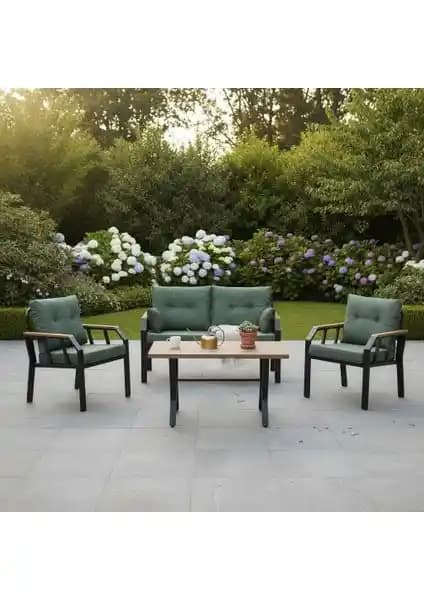 NERGİZ 2+1+1 Masa Bahçe Set ile Petra Rattan Karşılaştırması: Malzeme, Dayanıklılık