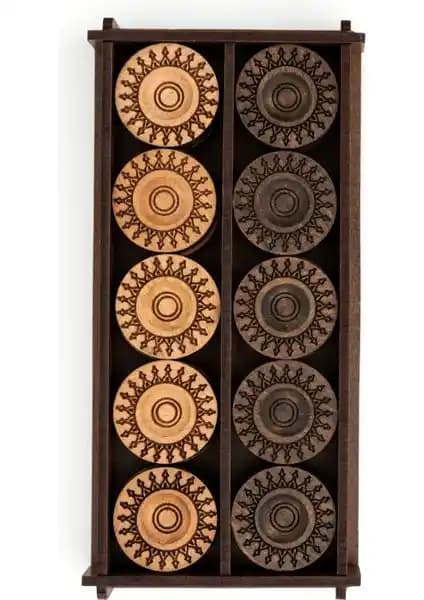 Anadolia Ahşap Tavla Pulu ve 2'li Zar Takımı Geleneksel Oyun Severler İçin Şık ve Dayanıklı seçenek