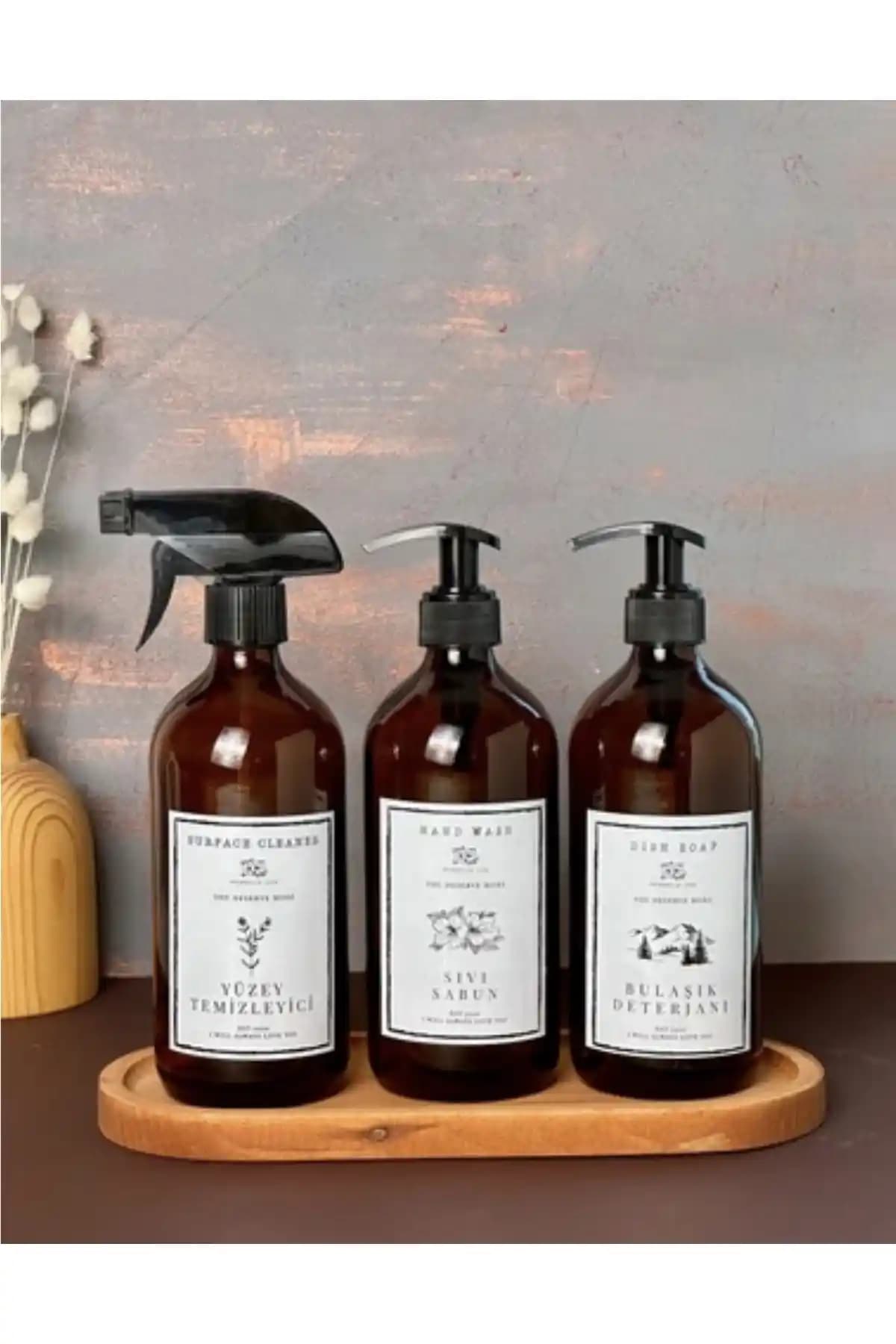 Amber Cam ve Ahşap Standlı Üçlü Set ile Mutfakta Düzen ve Şıklık Kolaylıkla Sağlanır