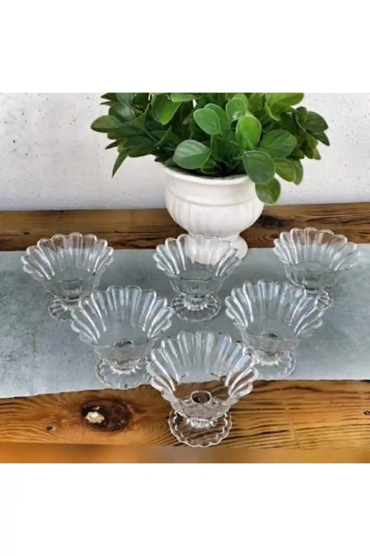 Cam Ayaklı Reçellik Çerezlik 6’lı Set: Turkuaz Renkli Masa Aksesuarı ve Düzen Sunumu