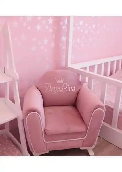 Halmak Isme Özel 9 Renkli Çocuk Koltuğu: Ahşap Gövde ve Kolay Temizlenen Kumaş Kaplama