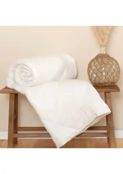 Karaca Home Ekosoft Beyaz Çift Kişilik Yorgan: Silikon Elyaf Dolgu, Polyester Yüzey ve Kolay Bakım