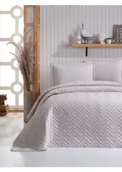 Nordqueen Ibiza V4: %100 pamuk çift kişilik yatak örtüsü setinin özellikleri