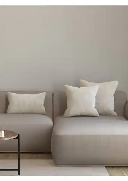 Pastel Kadife Ekru Freedom Serisi Kırlent Kılıfı – Gizli Fermuarlı Kadife Dokulu Tasarım