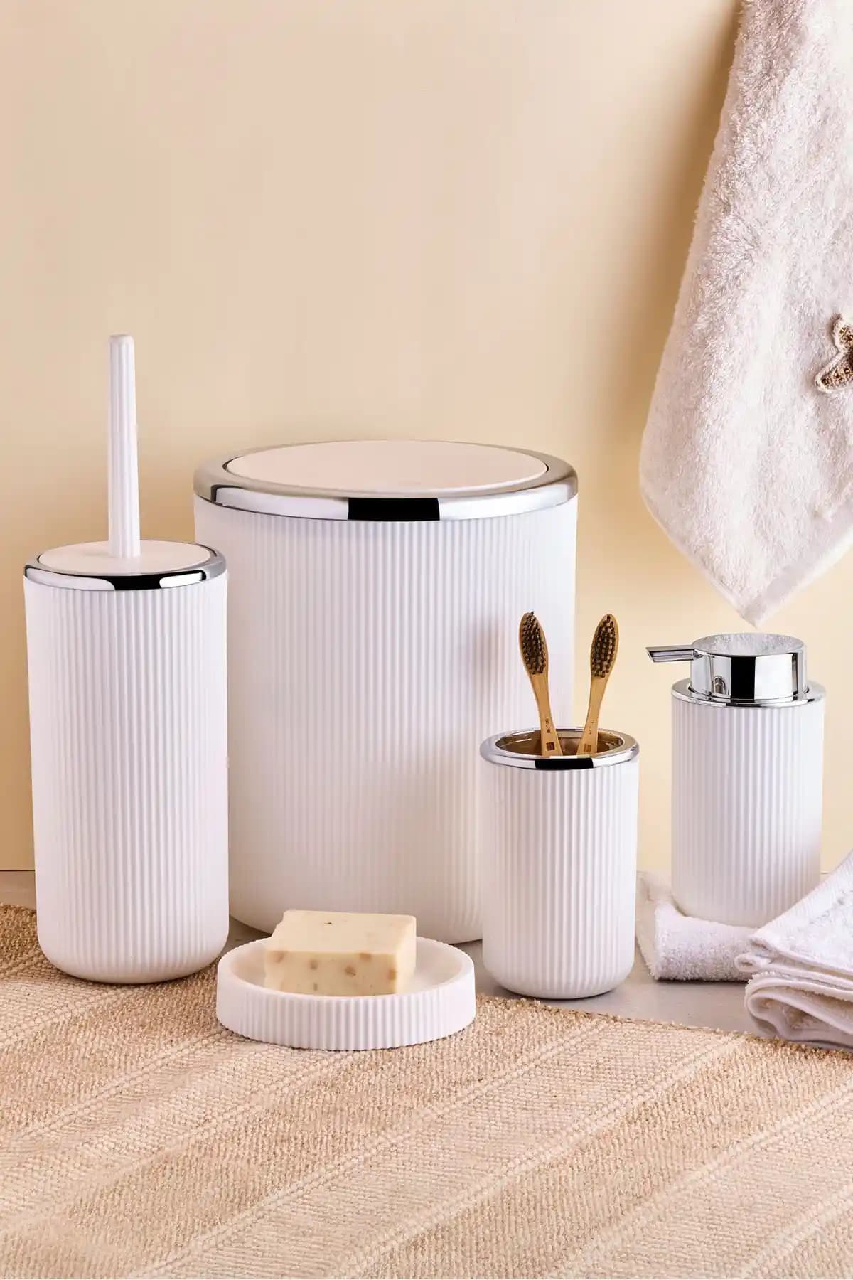 Perotti Lisbone Beyaz 5 Parça Kovalı Banyo Seti - Krom Kaplama ve Dayanıklı Plastik