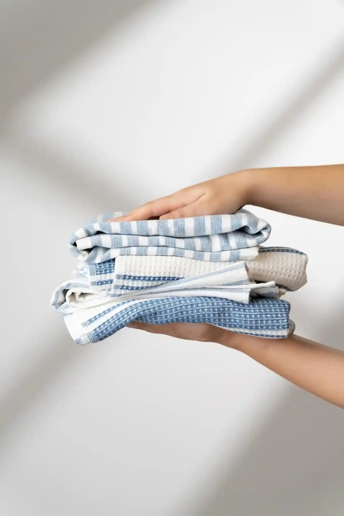 Soley İzay %100 Pamuk 4'lü Mutfak Havlusu Seti – Nakışlı Mavi, 50×70 cm, 360 g/m²