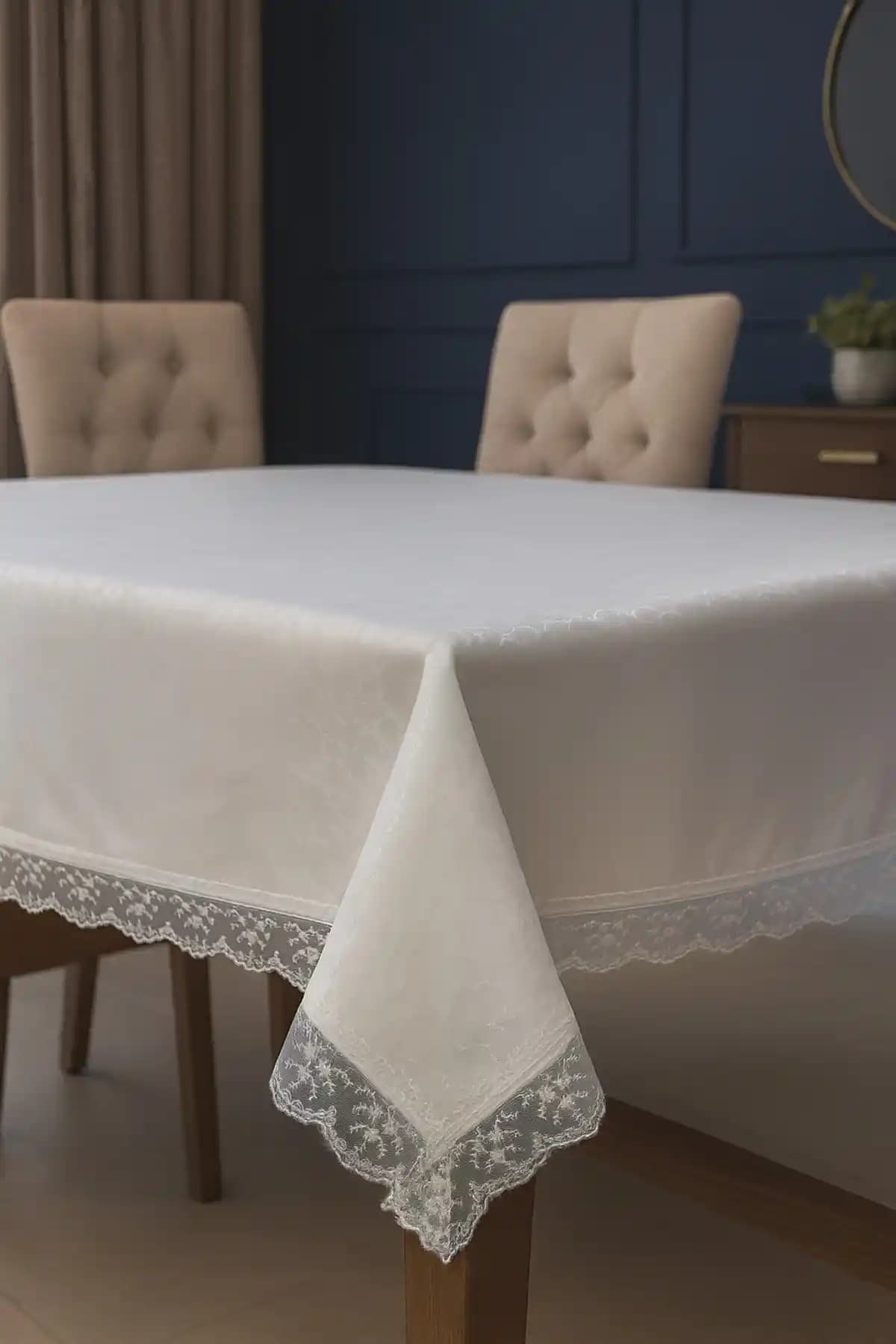 Cardea Dertsiz Masa Örtüsü Güpürlü – Bej Renkli, Türkiye’de Üretilen 160×220 cm Polyester