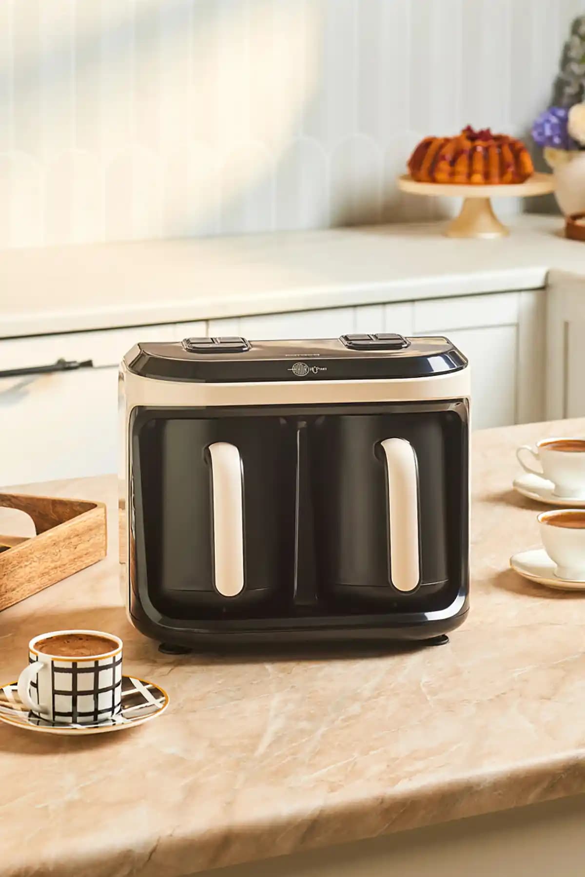 Karaca Hatır Hüp Düet Aroma: Aromalı ve Közde Türk Kahvesi Modlarıyla Ev İçin Makine