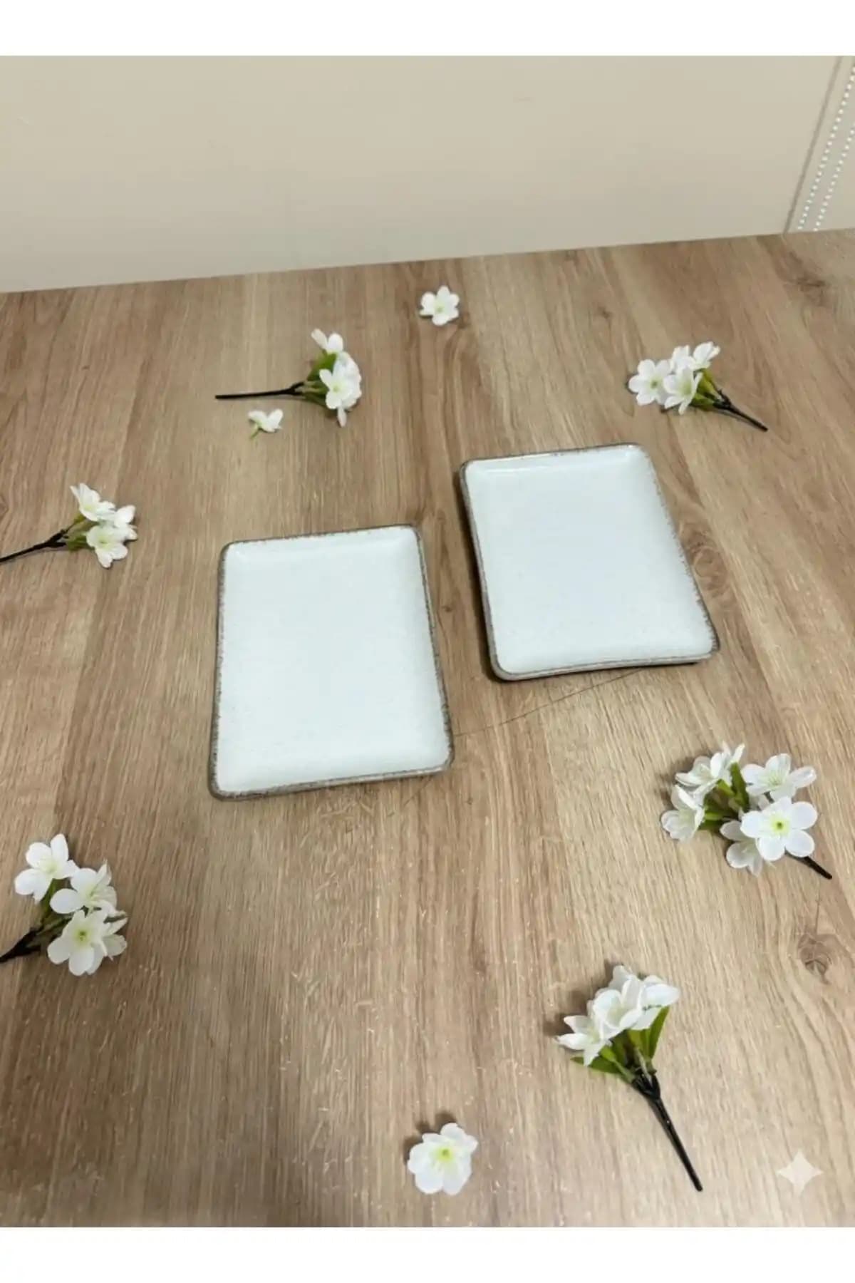 Kütahya Porselen Pearl Tarçın 18x13 Dikdörtgen Tabak 2'li Amblemli Set İncelemesi