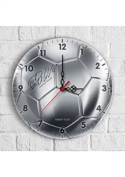 Cristiano Ronaldo İmzalı Futbol Topu Tasarımlı Kişiye Özel Ahşap Duvar Saati (30 Cm)