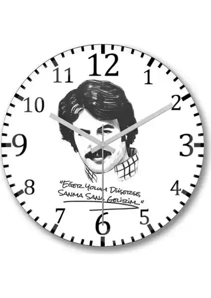 Ferdi Tayfur Söz Duvar Saati: Estetik ve Fonksiyonellik Sunan Modern Dekorasyon Parçası