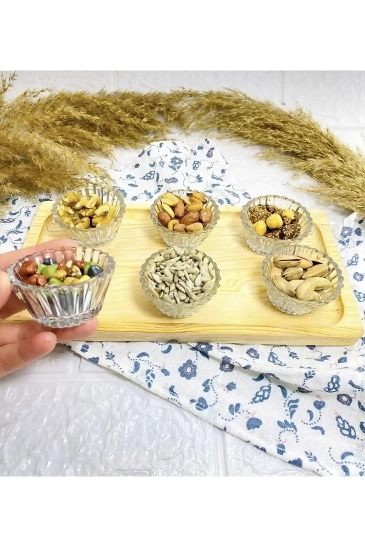 DİBA AVM Mini Cam Kase: Şeffaf, Estetik ve Fonksiyonel Kahve Yanı İkramlık