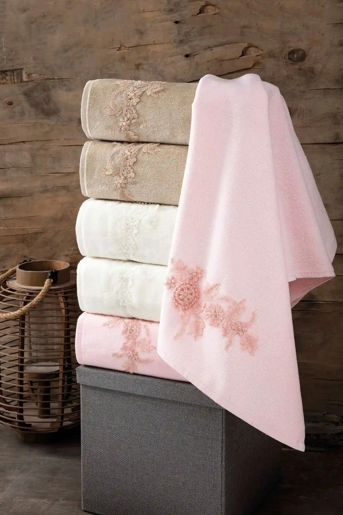 Güvenal Hazal 6'lı Güpürlü Kadife Havlu Seti: Yumuşak ve Şık Ev Tekstili Ürünü