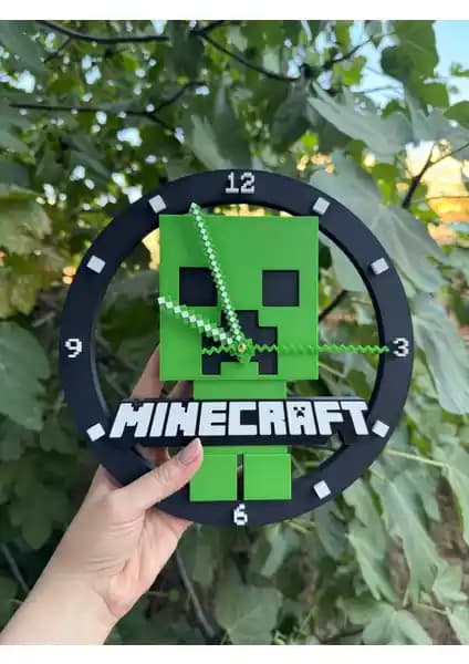 Minecraft Creeper Duvar Saati 3D ile Oyun Temalı Dekorasyon ve Fonksiyonellik
