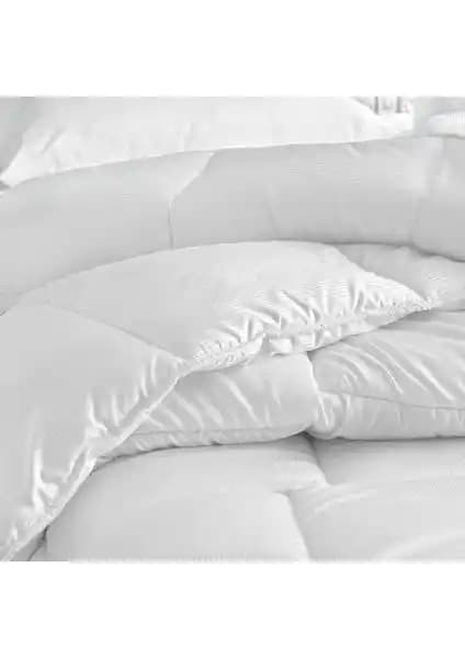 Yataş Bedding Lucy Çift Kişilik Yorgan: Şıklık ve Konforu Bir Arada Sunar