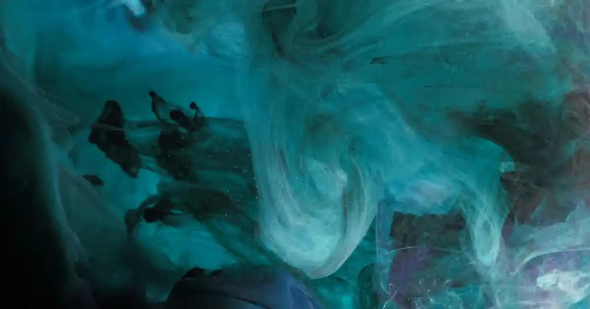 2025'te Akordiyon Duş Perdeleriyle Banyonuza Şıklık ve Ferahlık Katın