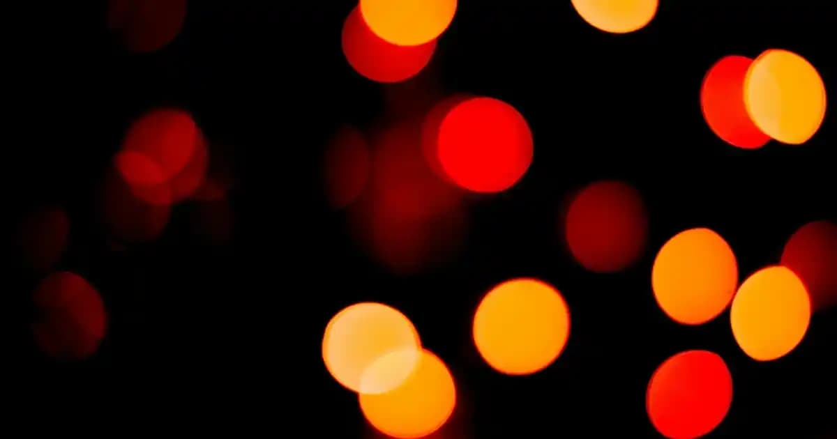 Kadife Yatak Örtüleriyle Yatak Odasında Şıklık ve Konforun Buluşması