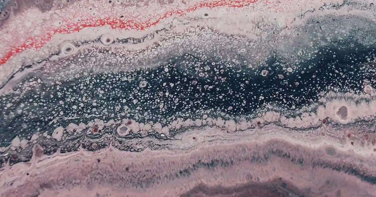 Tekli Spor Avize Modelleriyle Mekanlarınızı Modern ve Şık Hale Getirin