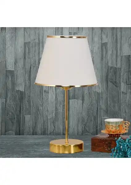 Art&Gift Star Gold Ayaklı Abajur: Şık ve Fonksiyonel İç Mekan Dekorasyonu Ürünü
