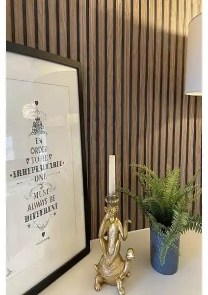 Bien Duvar Kağıtları Zümrüt Exclusive 7610: Şık ve Dayanıklı Modern Duvar Kaplama Seçeneği