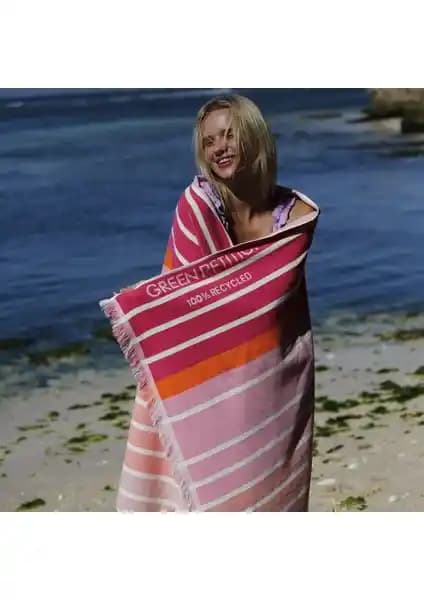 Çevre Dostu Geri Dönüştürülmüş Malzemelerden Üretilen Green Petition Ocean Coral Candy Plaj Havlusu