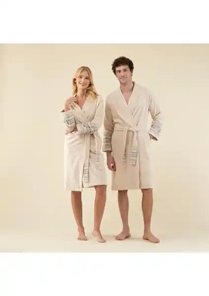 Chakra Derin Unisex Bornoz Bej ve Lacivert Renk Seçenekleri ile Konfor ve Şıklık Sunar