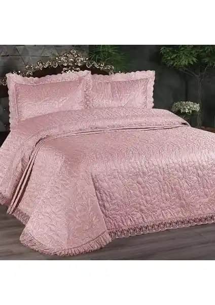 Çift Kişilik Güpürlü Elif Yatak Örtüsü Takımı Estetik ve Kullanışlı Tasarımıyla Öne Çıkar