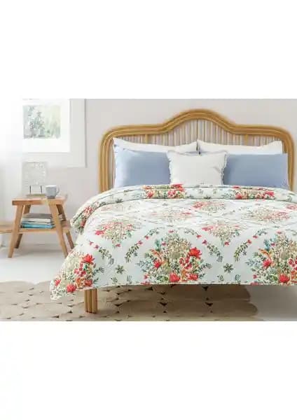 English Home Boho Flowers Tek Kişilik Çok Amaçlı Yatak Örtüsü ile Dekorasyonda Şıklık ve Kullanışlılık