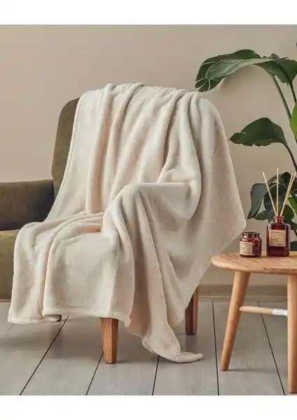 English Home Cozy Wellsoft TV Battaniyesi: Yumuşak ve Sıcak Tutma Özelliğiyle Ev Dekorasyonuna Uyum