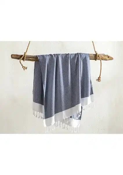 English Home Diyagonal Pamuklu Peştamal: Şık ve Konforlu Plaj Aksesuarı
