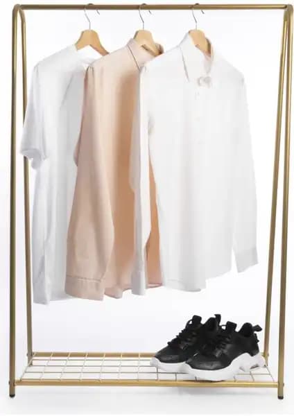 Fec Reklam Metal Ayaklı Konfeksiyon Askılığı: Dayanıklı ve Modern Tasarım Çözümü